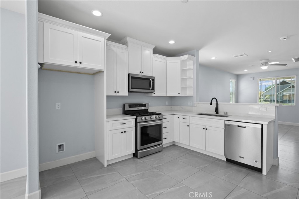 5167 Peony Court Riverside, CA 92506 - Photo 9 of 35 Gallery Image 9
