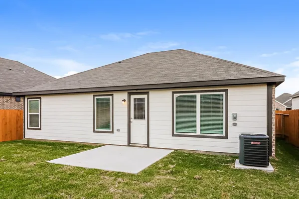 $1,940 | 409 San Miguel Creek Drive, Katy, TX 77493