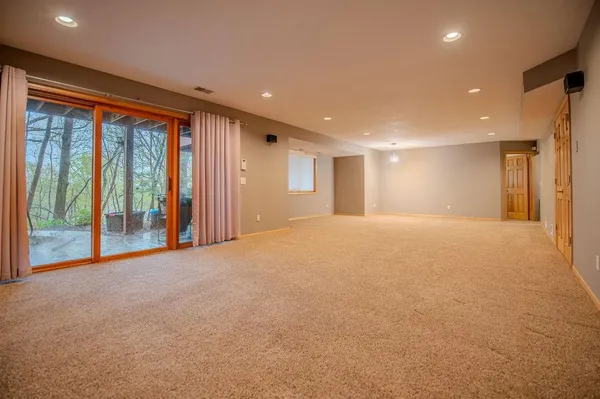 $754,800 | 13856 Essex Trail, Apple Valley, MN 55124