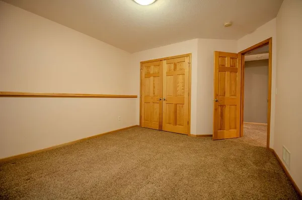 $754,800 | 13856 Essex Trail, Apple Valley, MN 55124