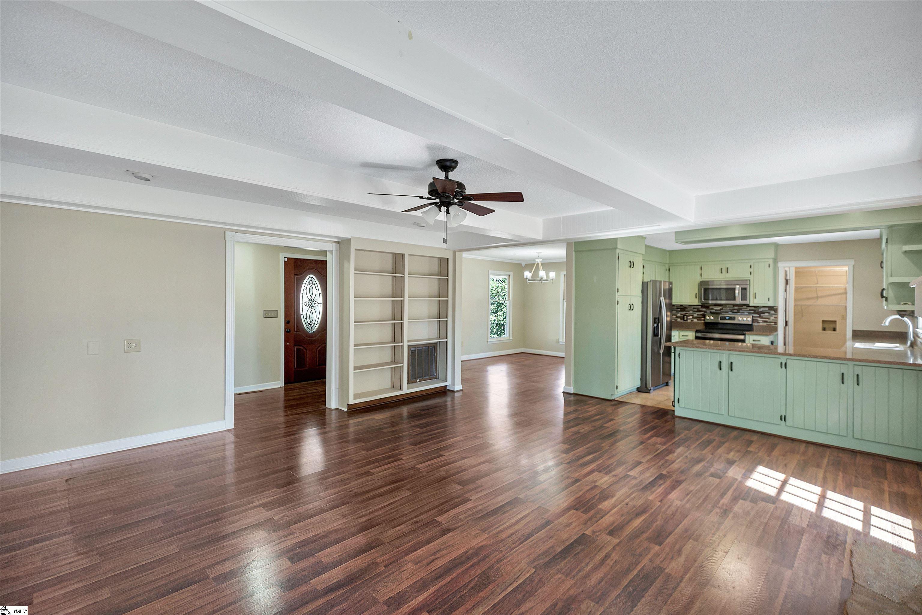 126 Coachman Drive Anderson, SC 29625 - Photo 12 of 26