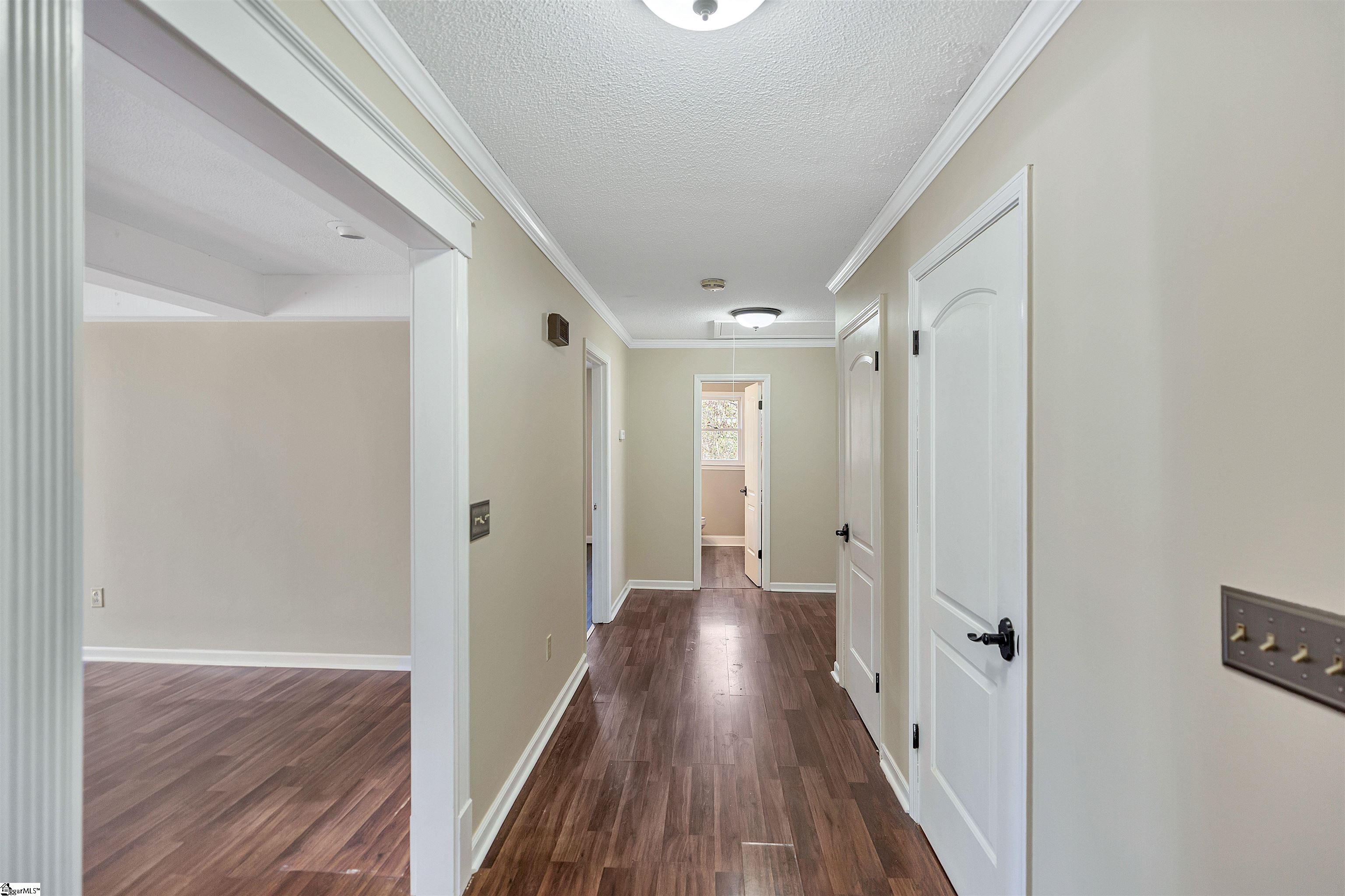 126 Coachman Drive Anderson, SC 29625 - Photo 5 of 26