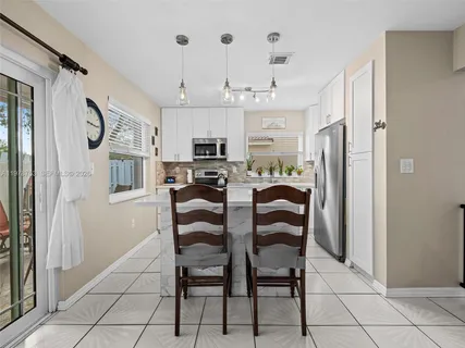 $549,999 | 1214 Northwest 126th Avenue, Sunrise, FL 33323