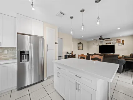 $549,999 | 1214 Northwest 126th Avenue, Sunrise, FL 33323