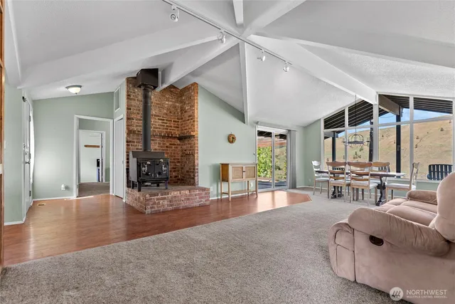 $548,888 | 87 Vintin Road, Carlton, WA 98814