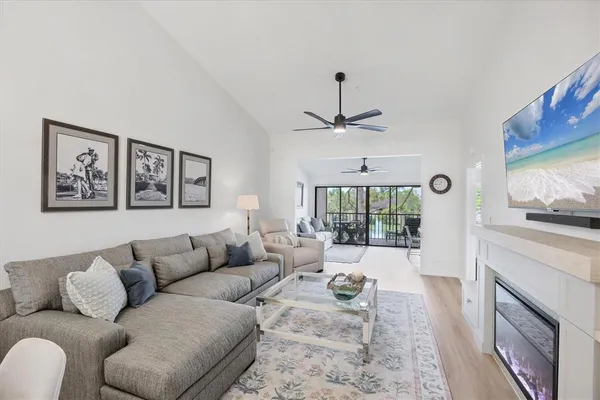 $5,250 | 5737 Ashton Way, Unit 5737, Sarasota, FL 34231