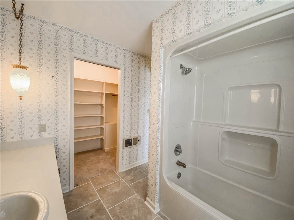 255 Starritt Lane Walhalla, SC 29691 - Photo 33 of 39