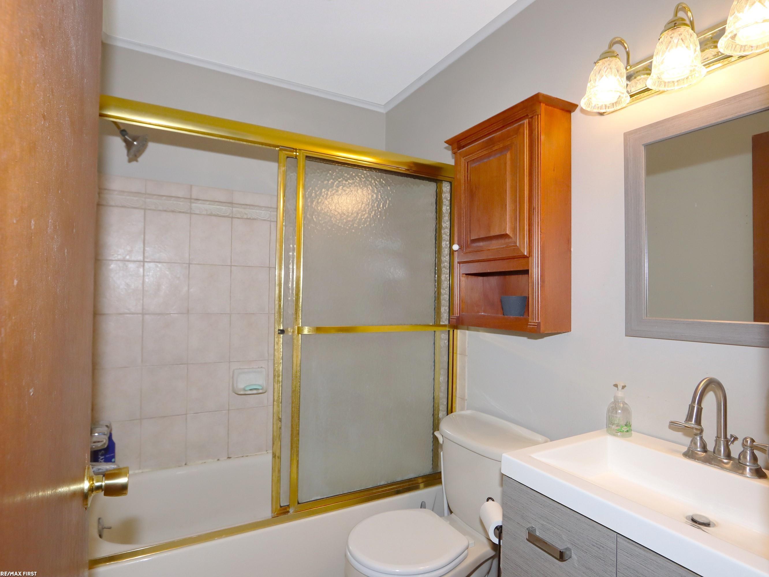 270 Ewell Street Romeo, MI 48065 - Photo 14 of 24 50204857-6d1f44a9-5d46-4f03-999d-e559ad3e9597.JPG