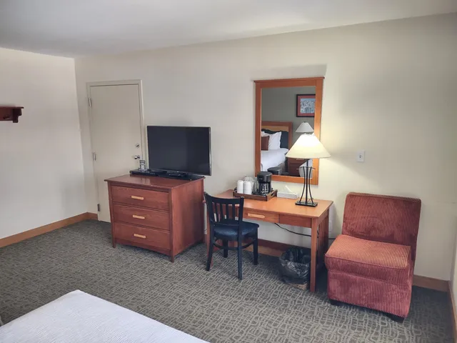 $139,000 | 228 East Mountain Road, Unit L GRAND HOTEL 169/171 I (PASCUZZI), Killington, VT 05751