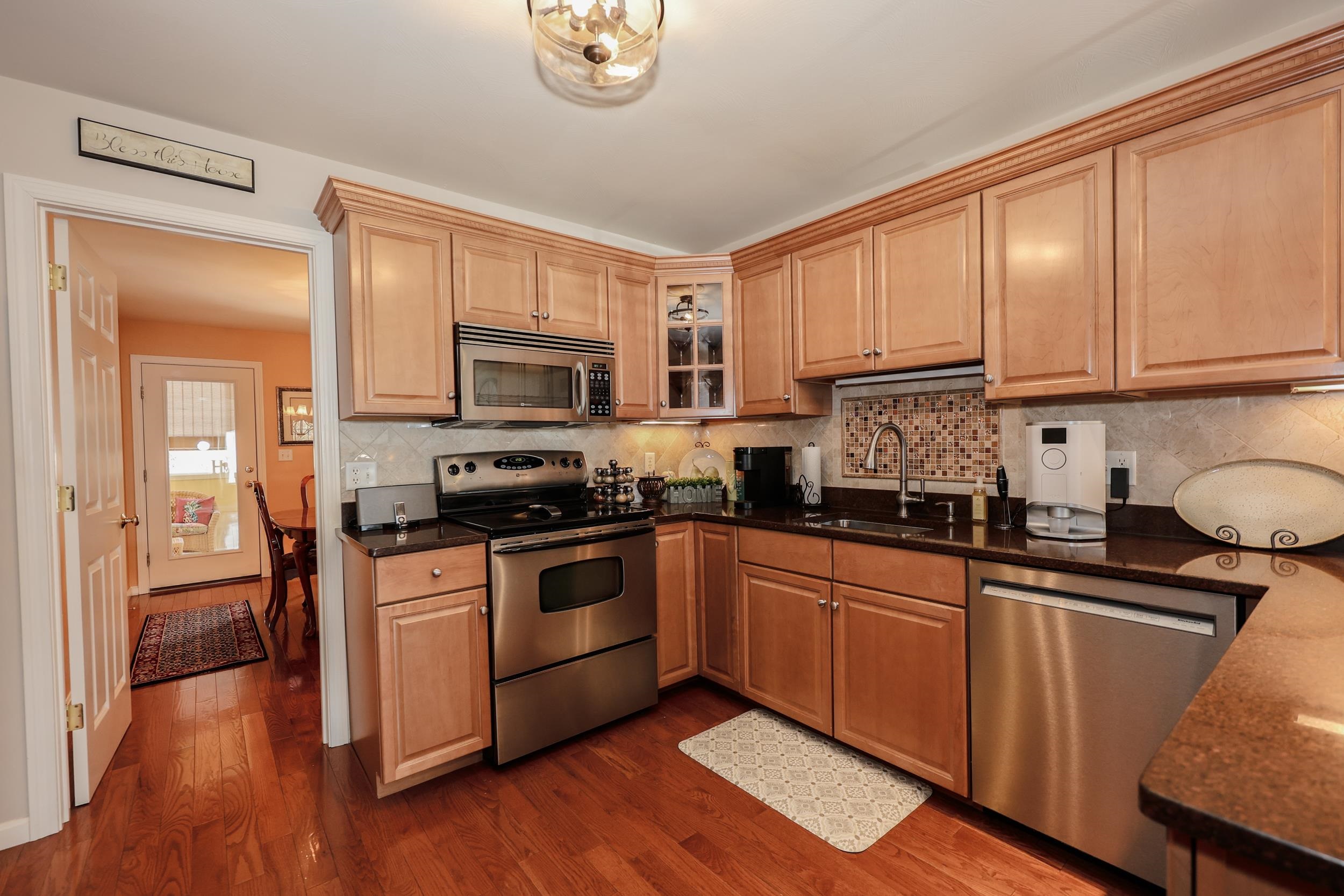 34 Brookview Road Windham, NH 03087 - Photo 11 of 40