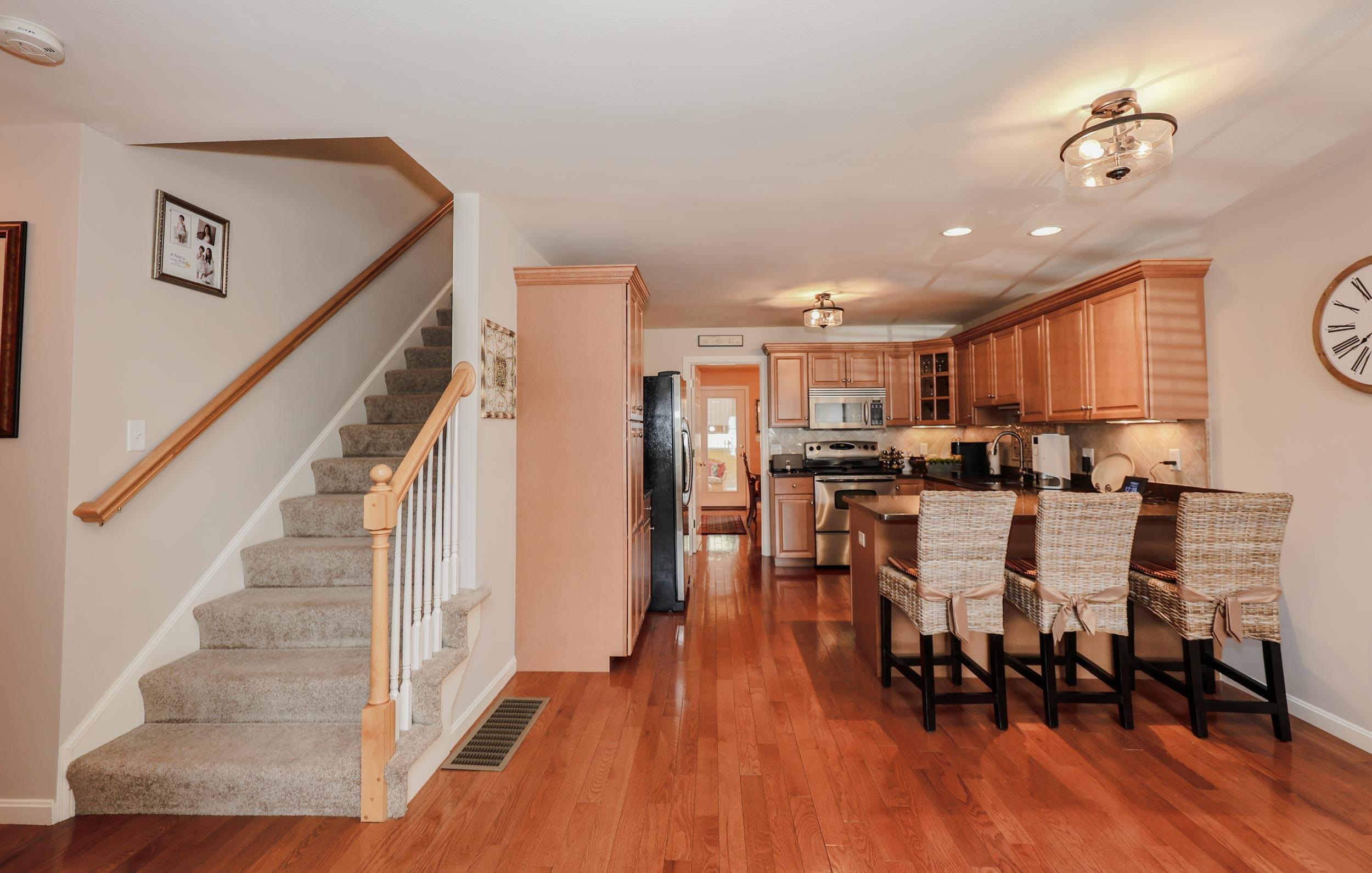 34 Brookview Road Windham, NH 03087 - Photo 8 of 40