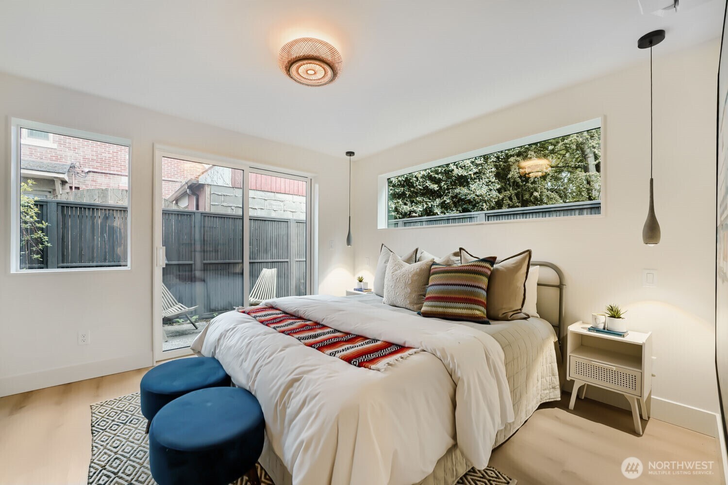 2626 58th Avenue Southwest, Unit B Seattle, WA 98116 - Photo 18 of 40