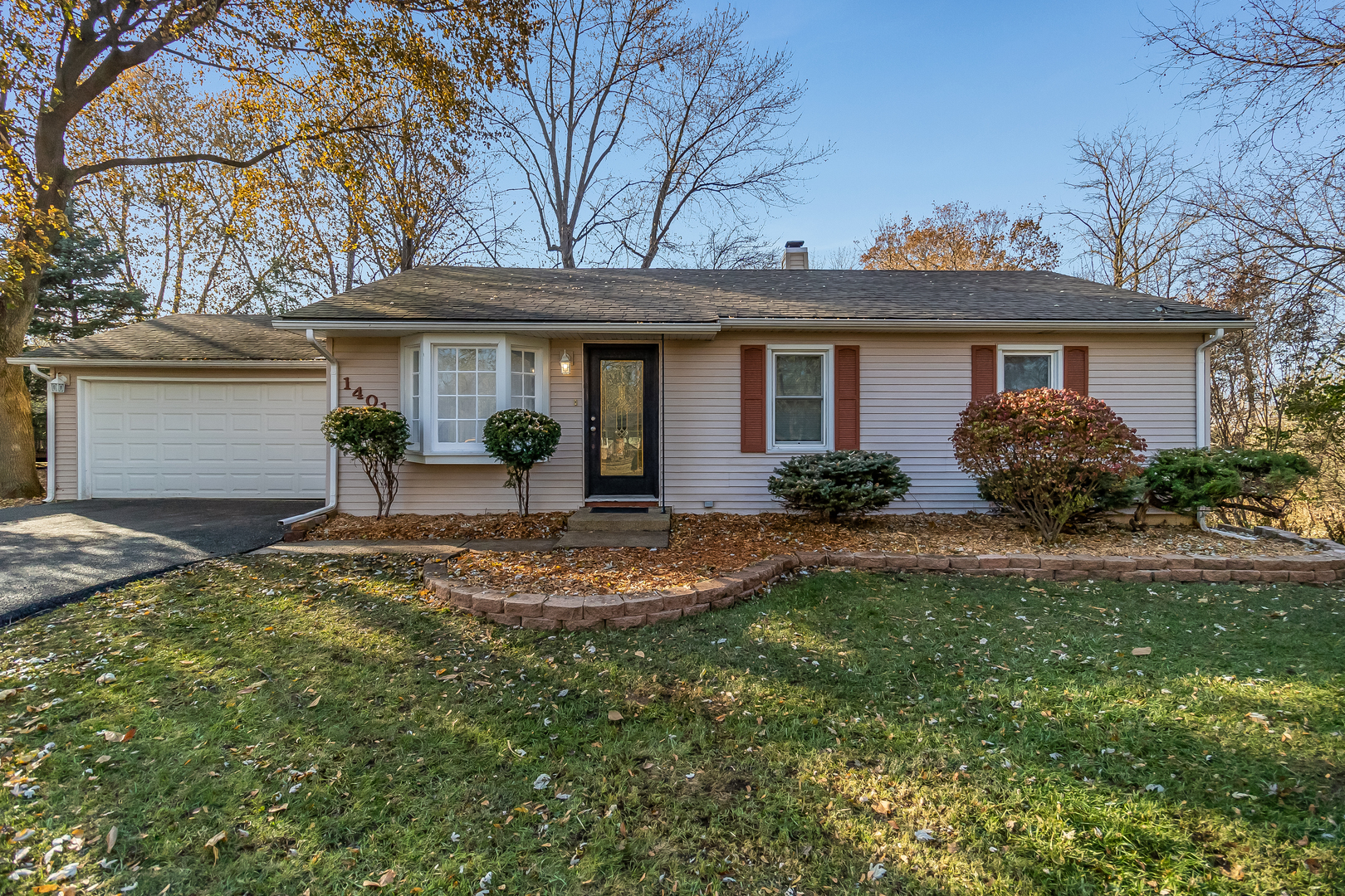 1401 Middletree Road Joliet, IL 60433 - Photo 1 of 27