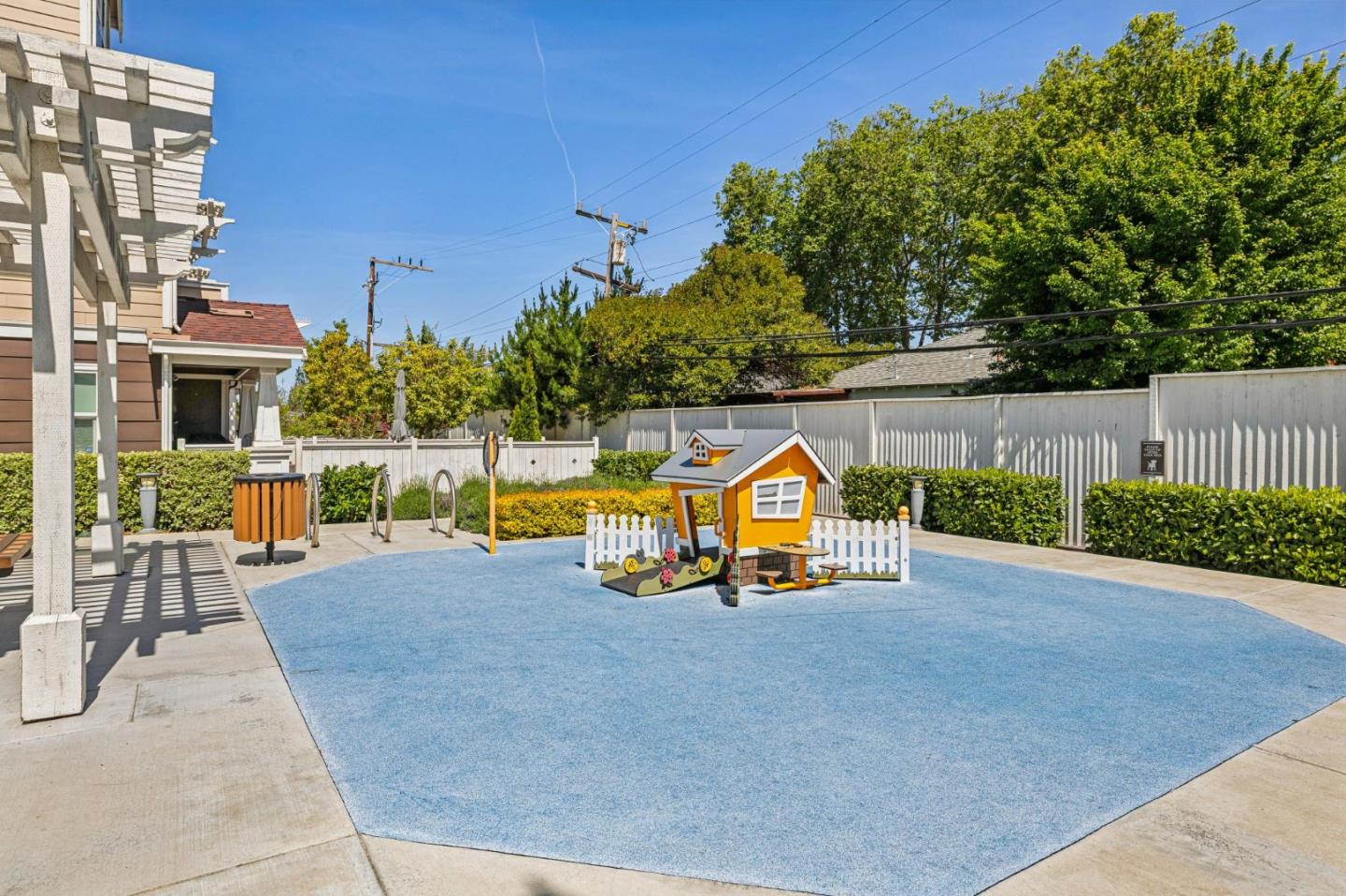 21 Tidal Way San Mateo, CA 94401 - Photo 20 of 22