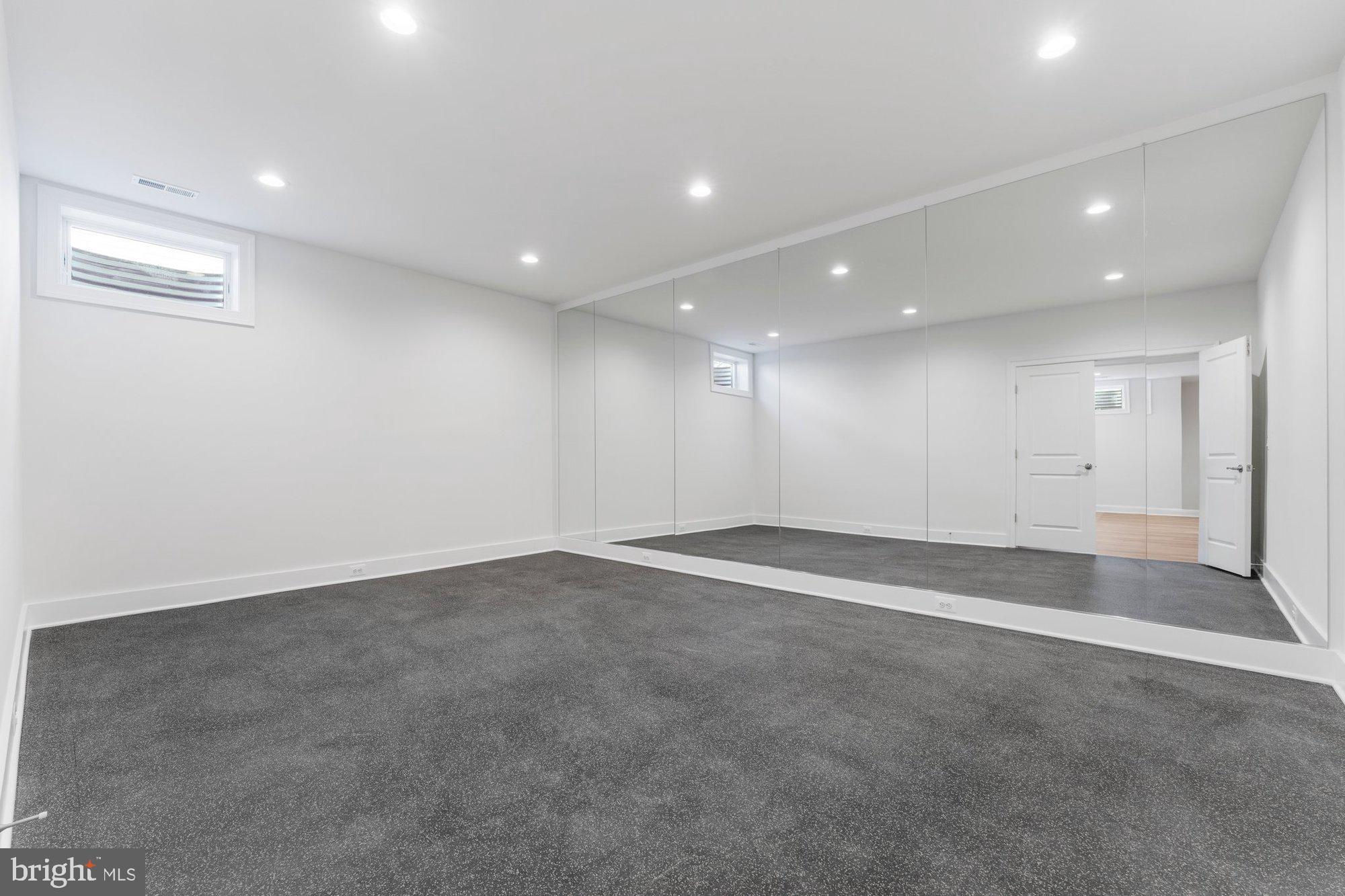 1767 Proffit Road Vienna, VA 22182 - Photo 95 of 117 an empty room with a empty space and a sink