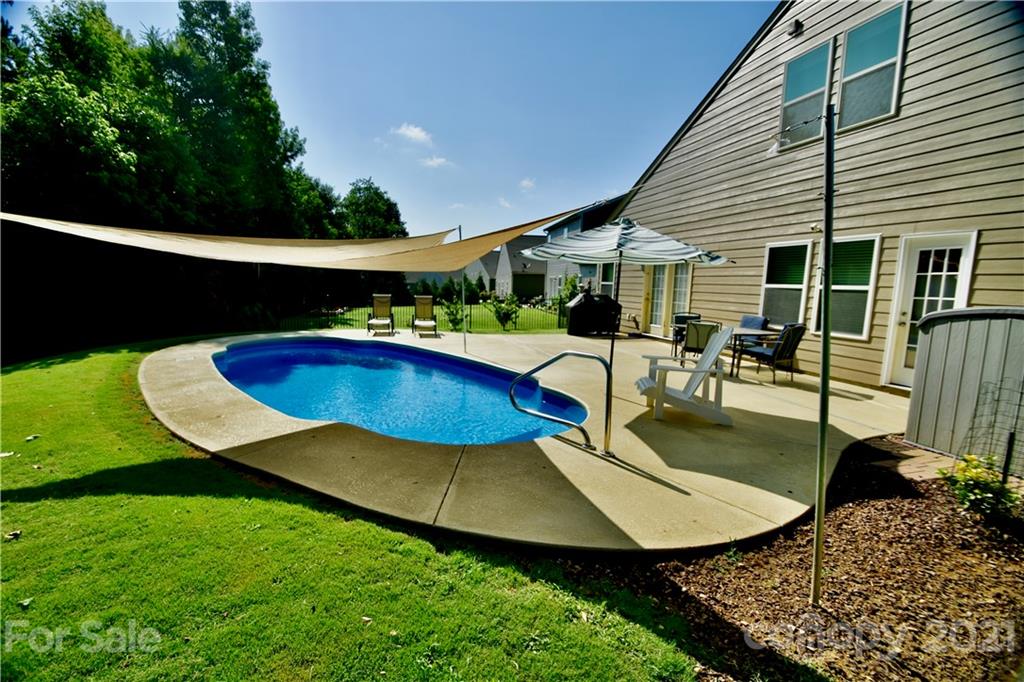 6010 Eleanor Rigby Road Charlotte, NC 28278 - Photo 5 of 8 Gallery Image 5