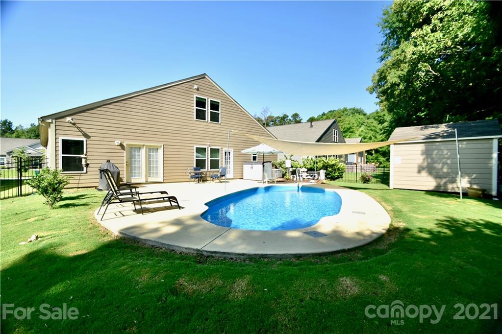 6010 Eleanor Rigby Road Charlotte, NC 28278 - Photo 6 of 8 Gallery Image 6