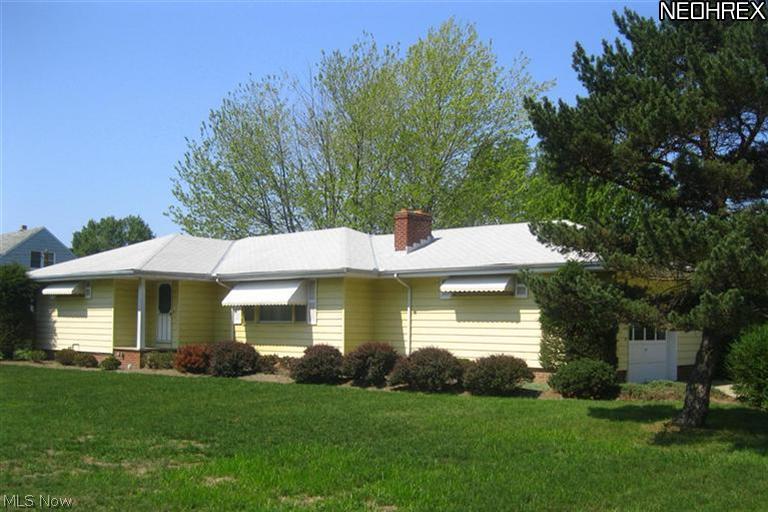 29217 White Road Wickliffe, OH 44092 - Photo 1 of 9