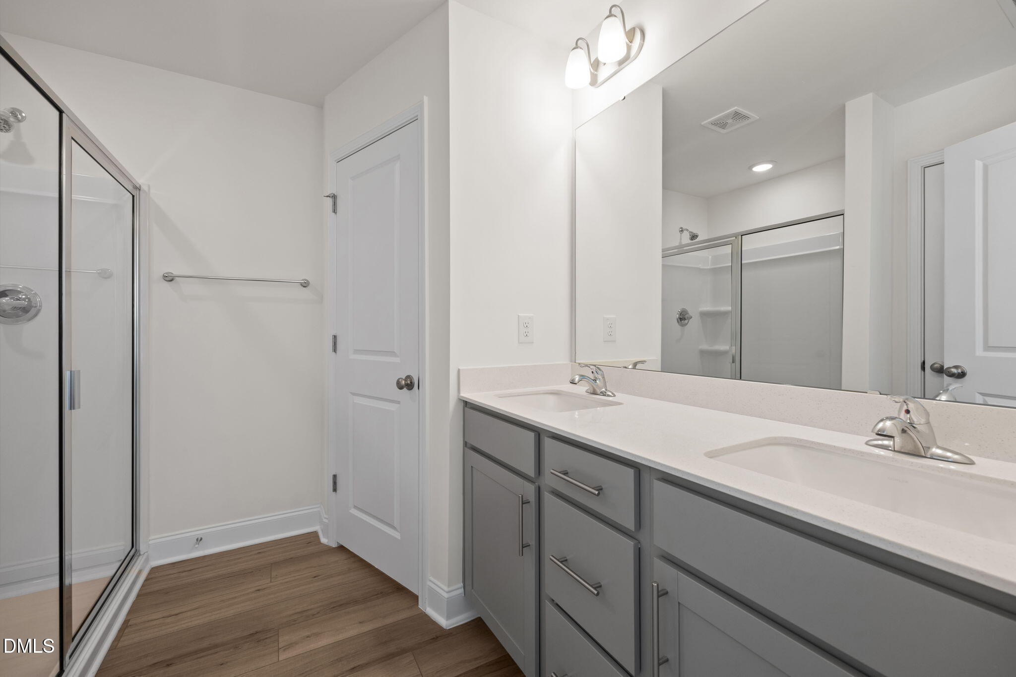 6312 Little Drew Lane Raleigh, NC 27610 - Photo 12 of 22 39-web-or-mls-IMG_6971