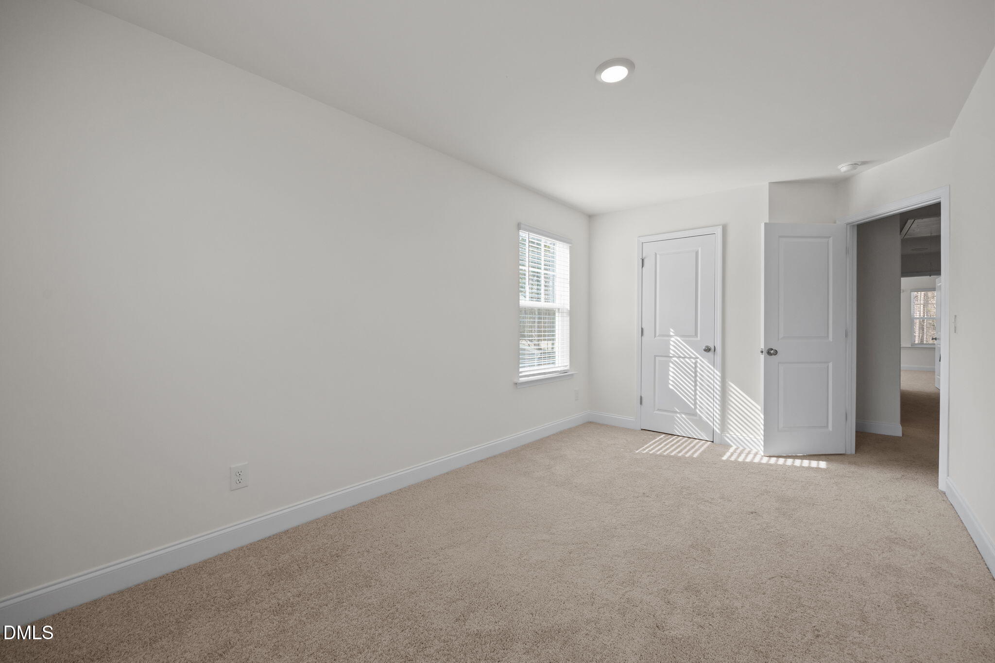 6312 Little Drew Lane Raleigh, NC 27610 - Photo 14 of 22 31-web-or-mls-IMG_6947