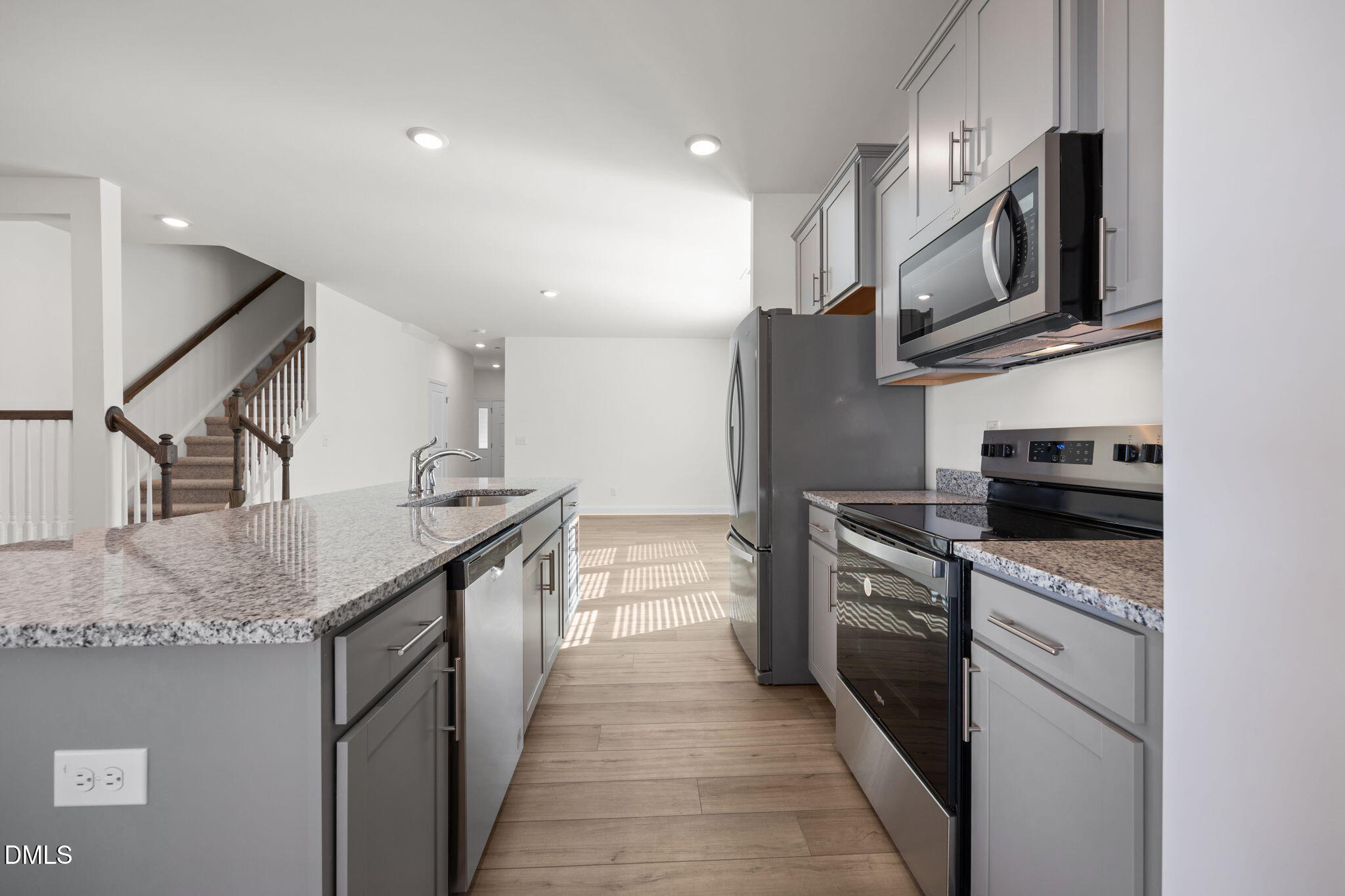 6312 Little Drew Lane Raleigh, NC 27610 - Photo 5 of 22 28-web-or-mls-IMG_6938