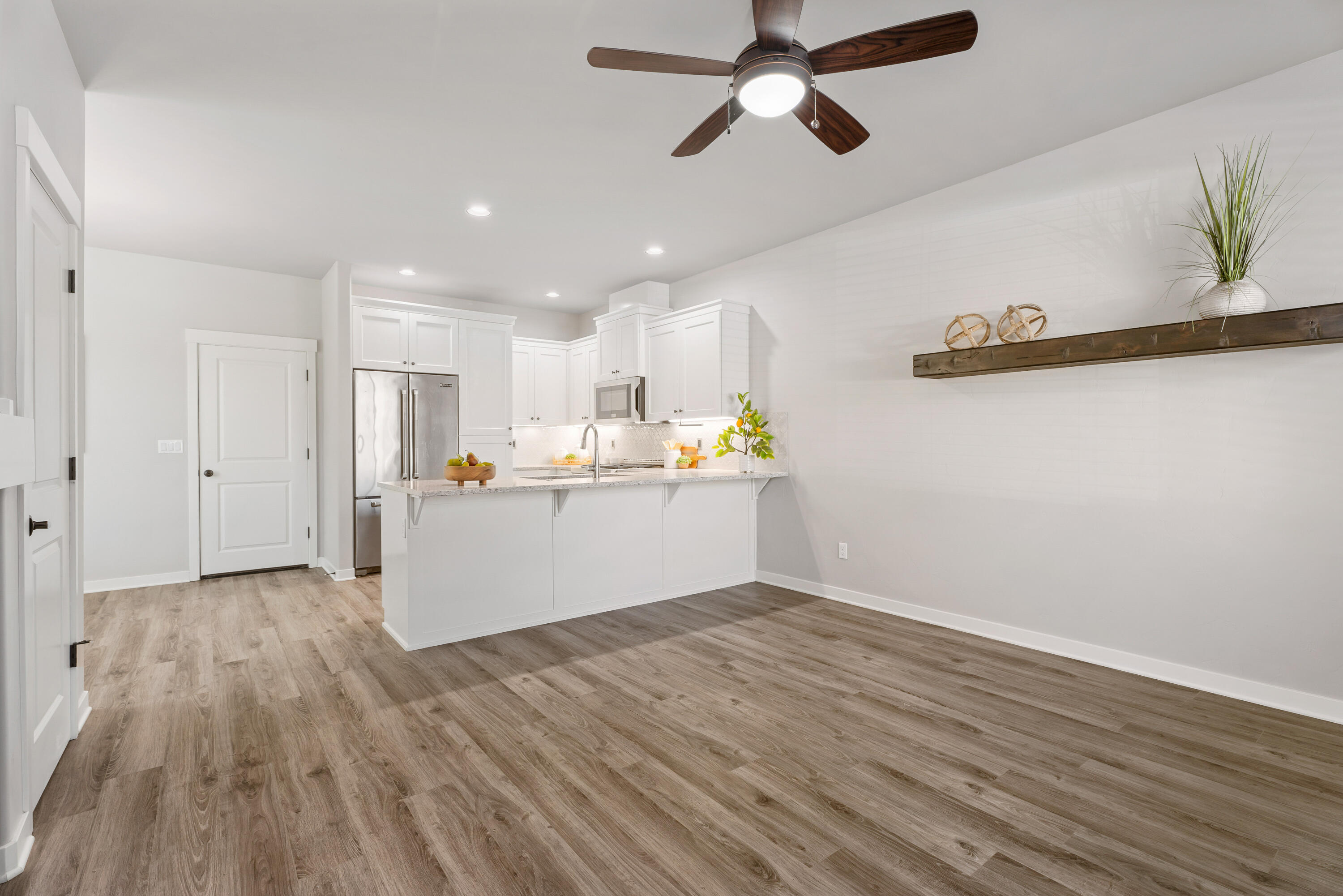 3455 Southwest 28th Street Redmond, OR 97756 - Photo 12 of 35 18-Living Room