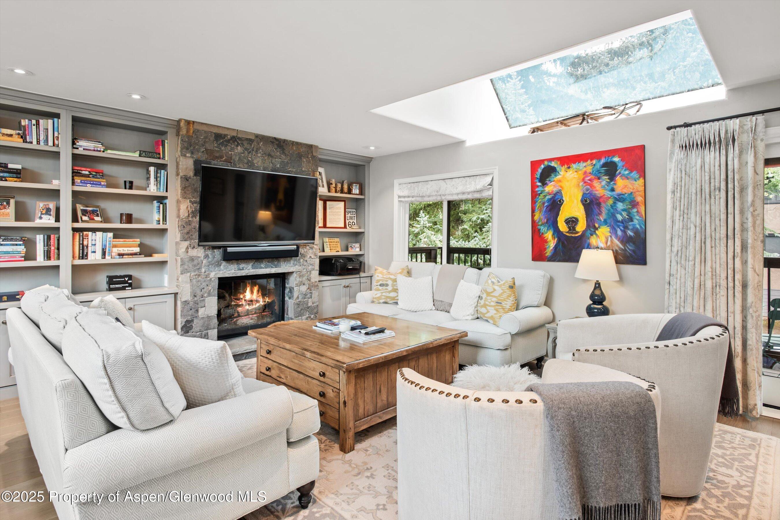 650 South Monarch St Unit 10  