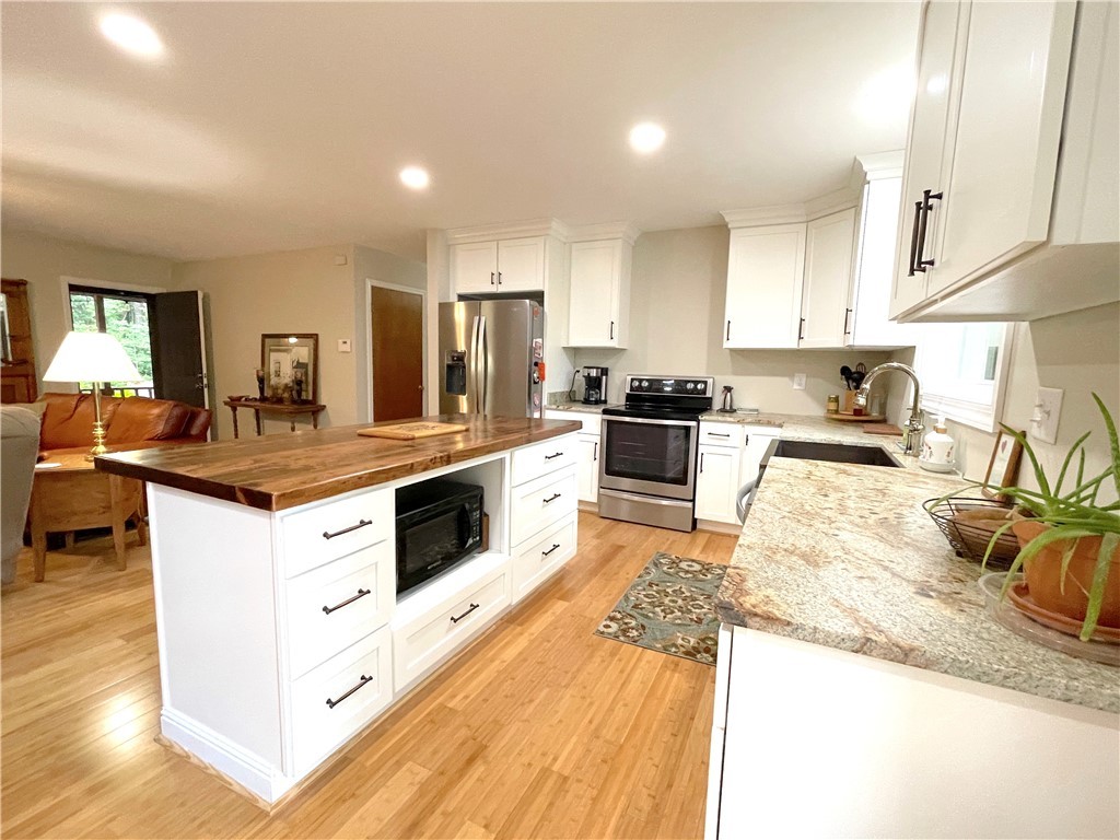 117 Holly Ridge Drive Walhalla, SC 29691 - Photo 20 of 49 Gallery Image 20
