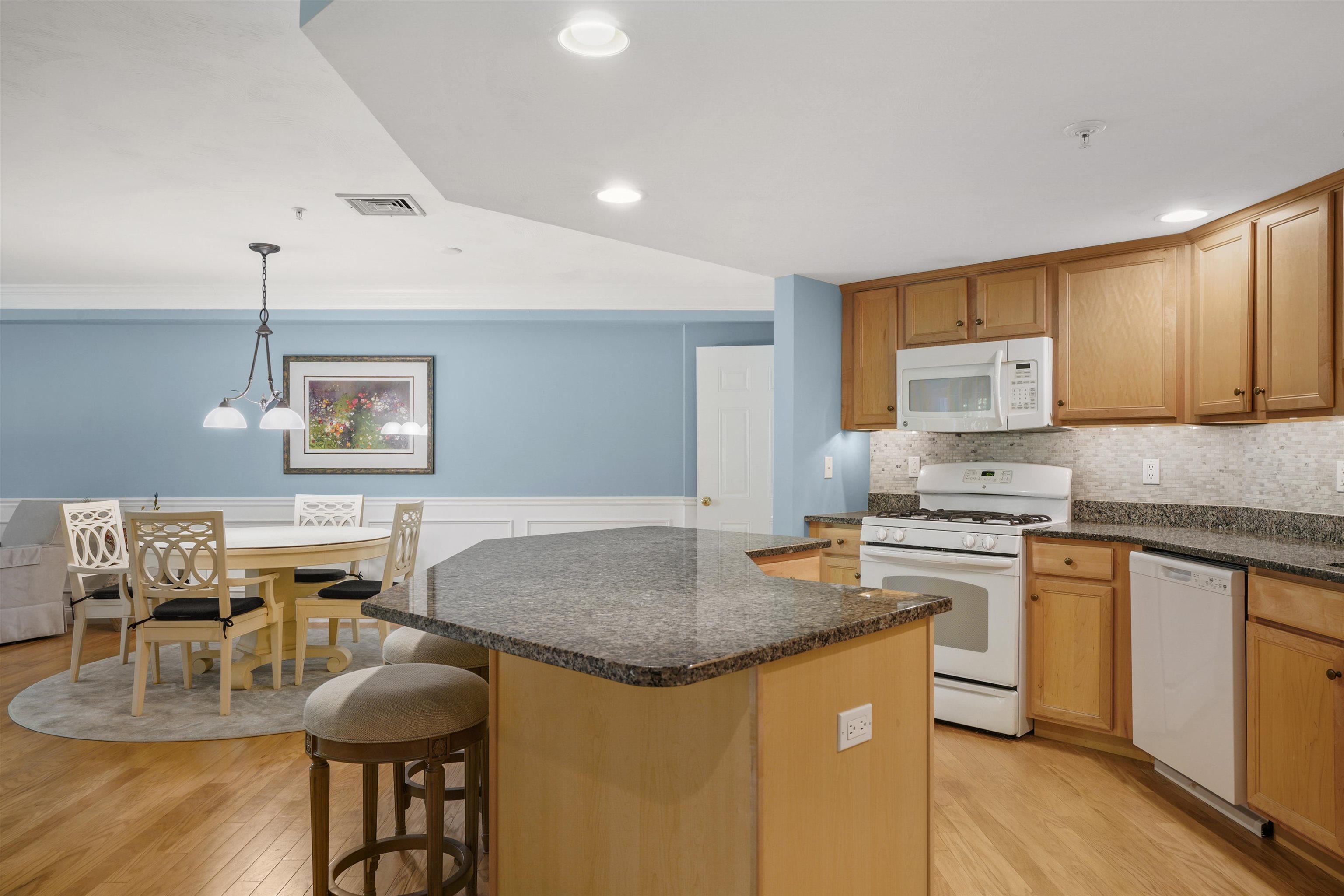 5 Sterling Hill Lane, Unit 514 Exeter, NH 03833 - Photo 13 of 57