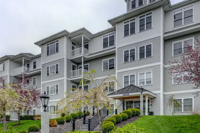 $495,000 | 5 Sterling Hill Lane, Unit 514, Exeter, NH 03833