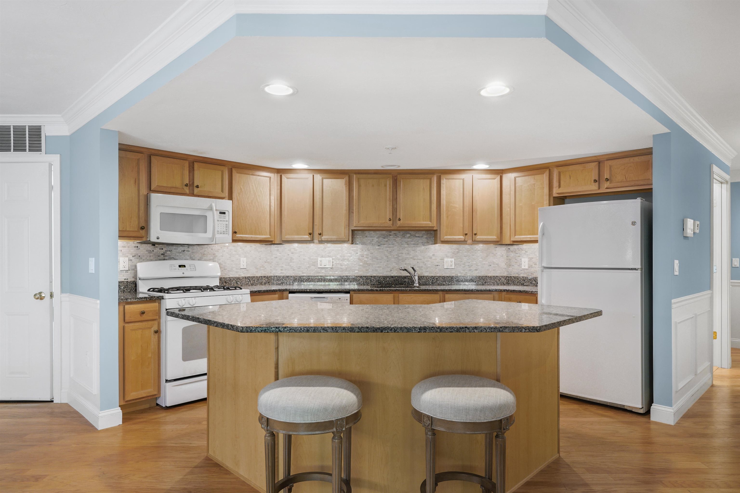 5 Sterling Hill Lane, Unit 514 Exeter, NH 03833 - Photo 9 of 57
