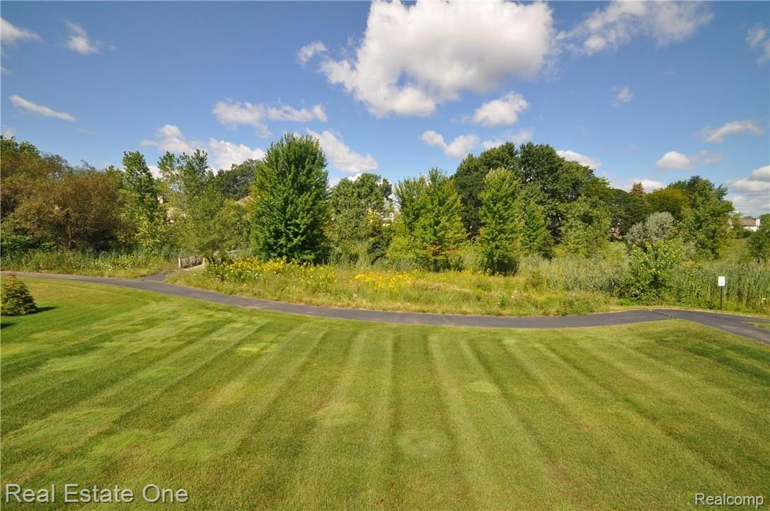 3398 Connors Drive Rochester, MI 48307 - Photo 28 of 43 27.JPG