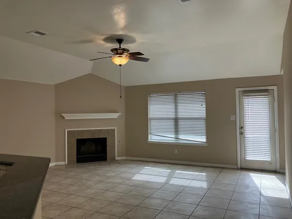 $2,100 | 2116 Sol Drive, Little Elm, TX 75068