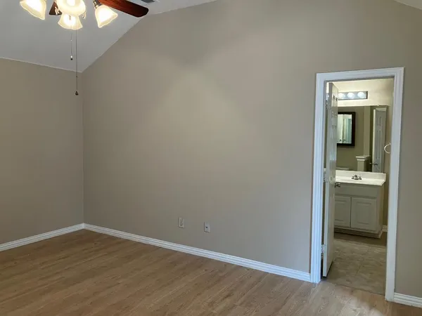 $2,100 | 2116 Sol Drive, Little Elm, TX 75068