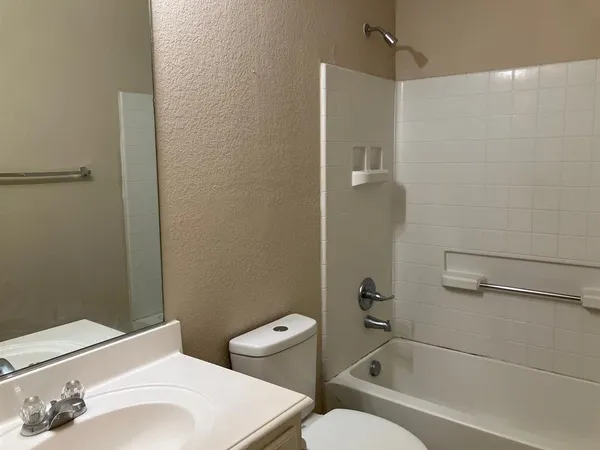 $2,100 | 2116 Sol Drive, Little Elm, TX 75068