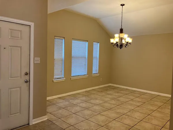 $2,100 | 2116 Sol Drive, Little Elm, TX 75068