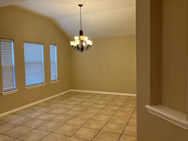 $2,100 | 2116 Sol Drive, Little Elm, TX 75068