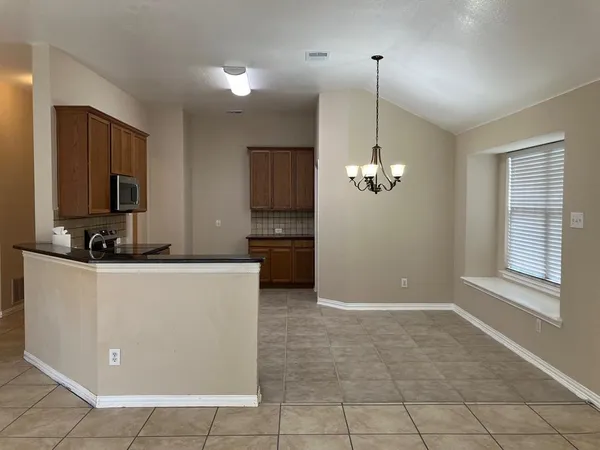 $2,100 | 2116 Sol Drive, Little Elm, TX 75068