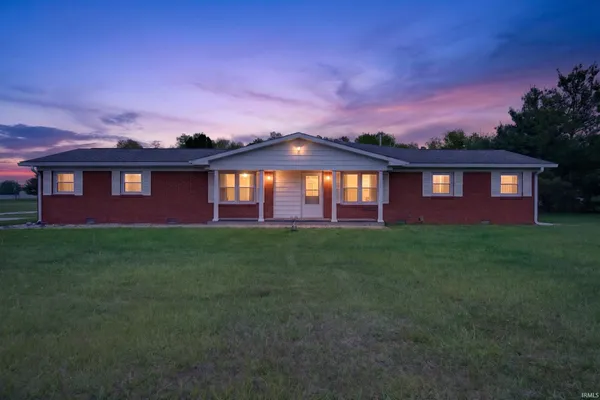 $260,000 | 4410 South 00 EW, Kokomo, IN 46902