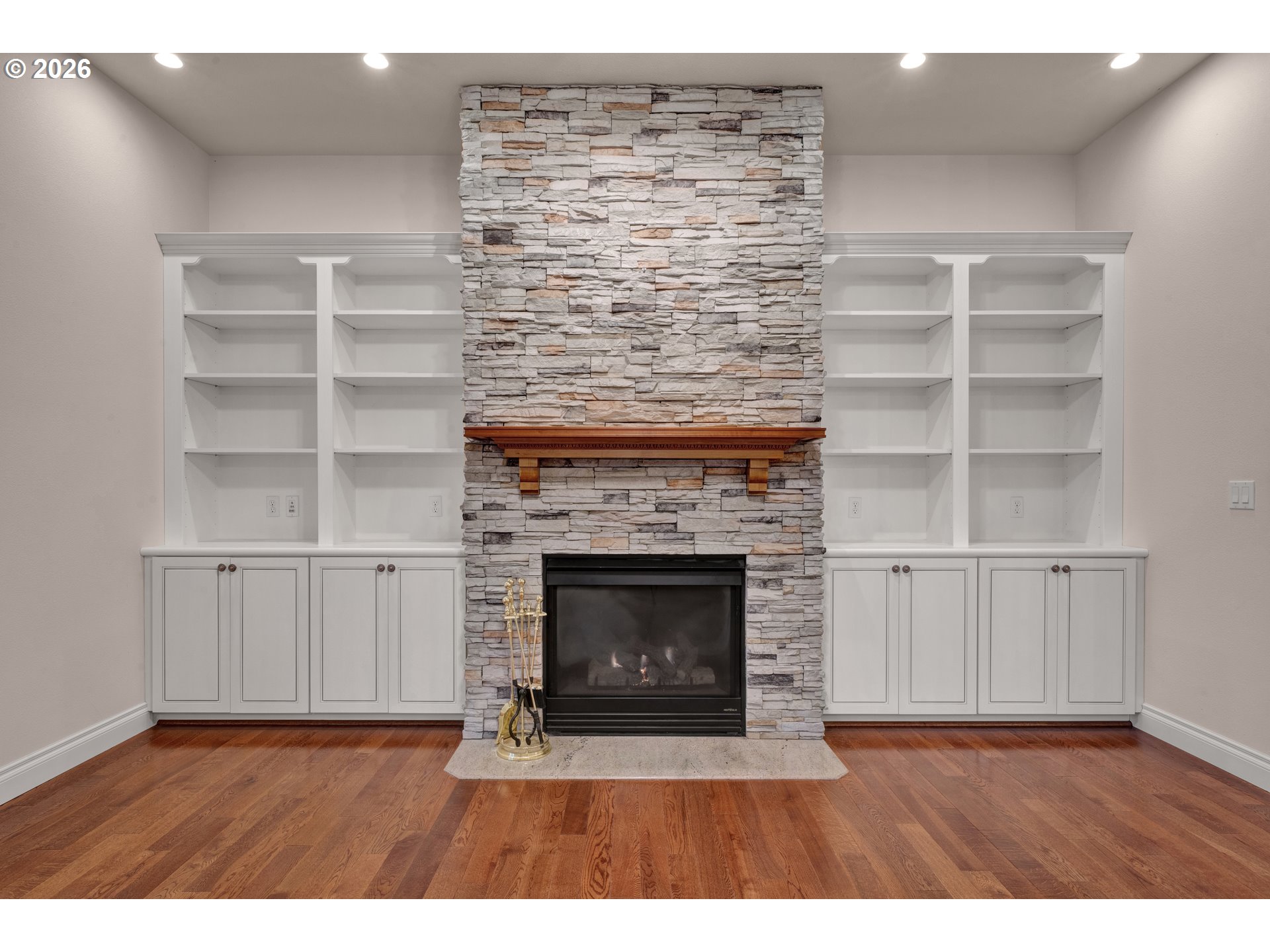 334 Augusta Court Winchester, OR 97495 - Photo 13 of 47