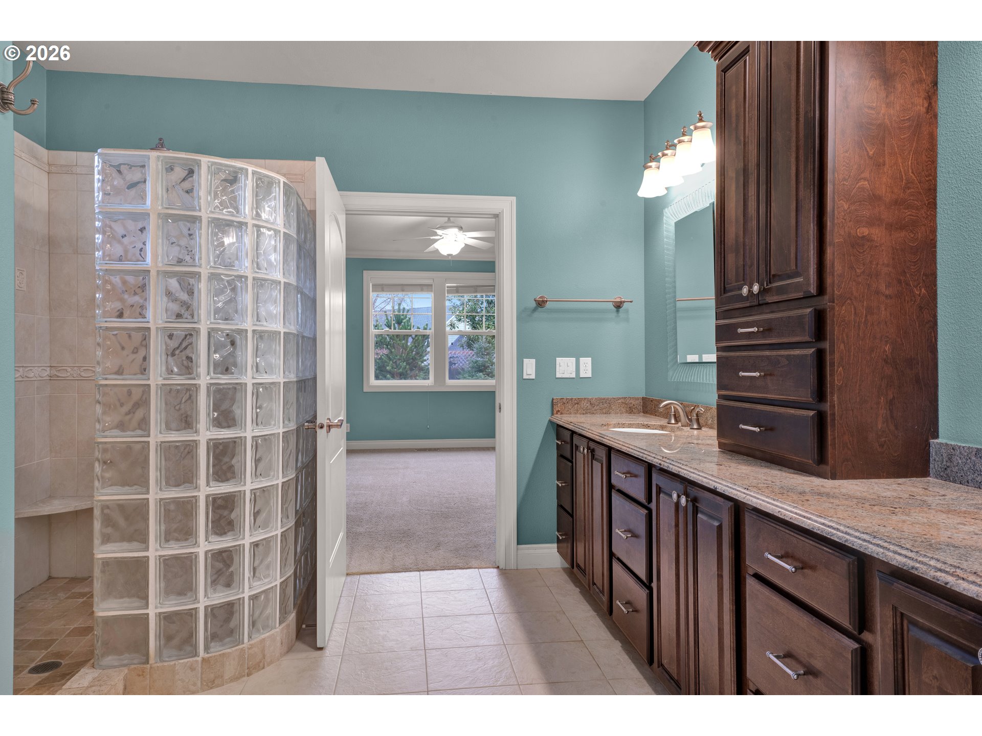 334 Augusta Court Winchester, OR 97495 - Photo 28 of 47