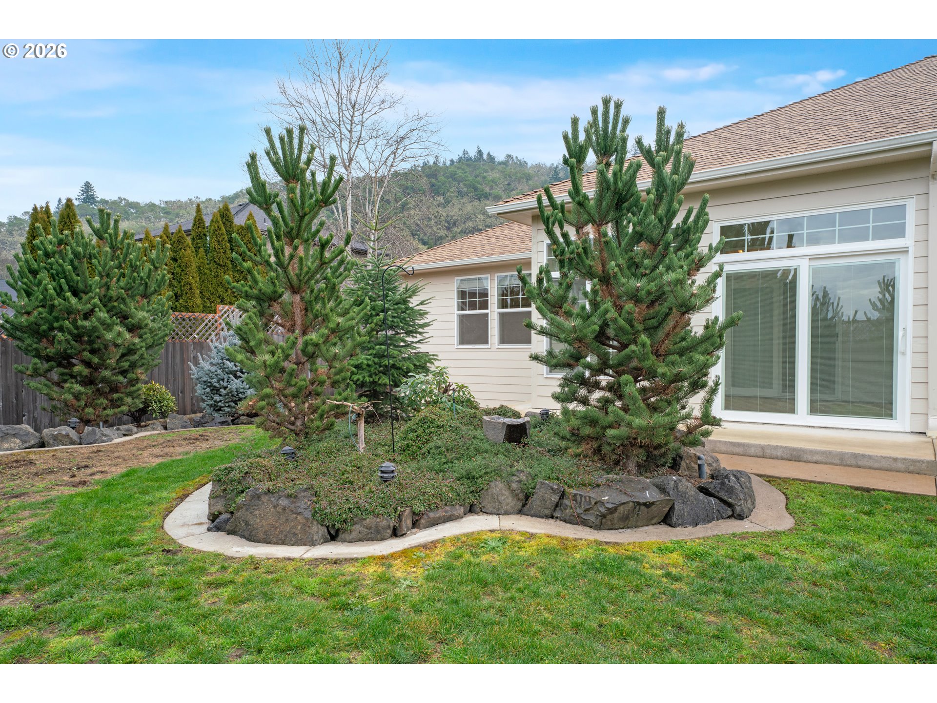 334 Augusta Court Winchester, OR 97495 - Photo 38 of 47