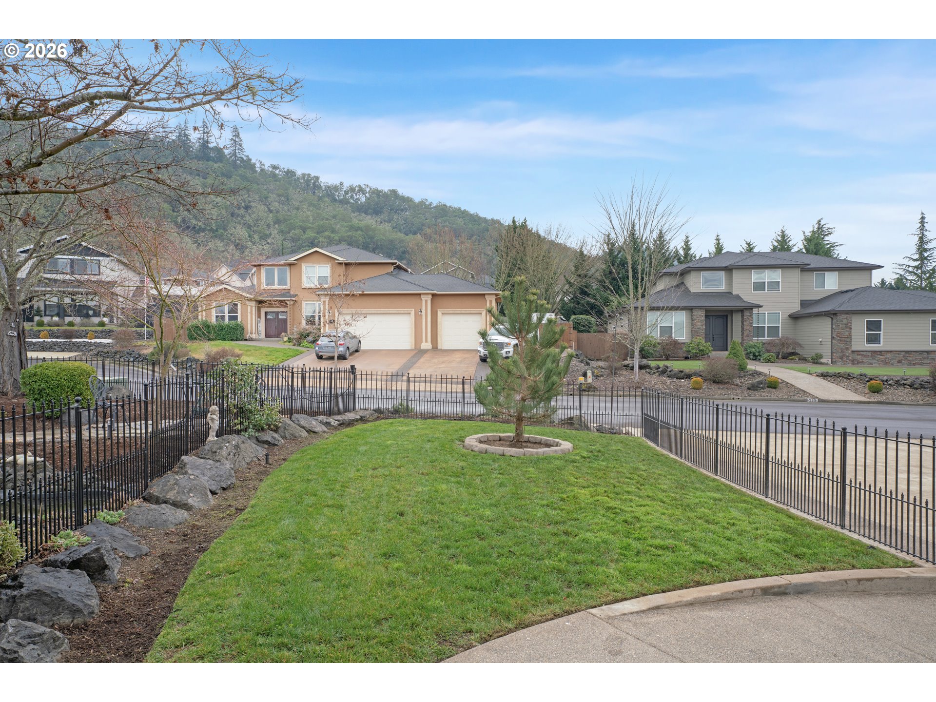 334 Augusta Court Winchester, OR 97495 - Photo 6 of 47