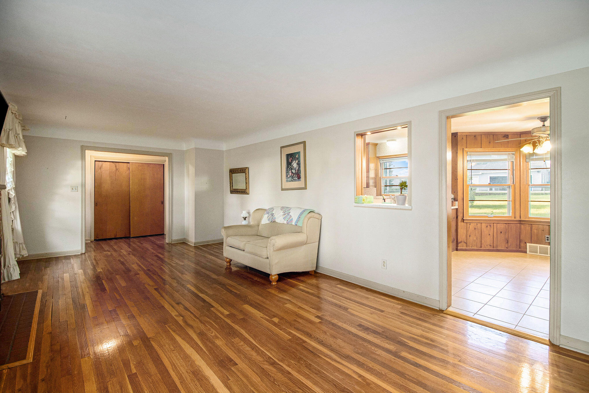 4641 McCain Road Jackson, MI 49201 - Photo 6 of 28 6