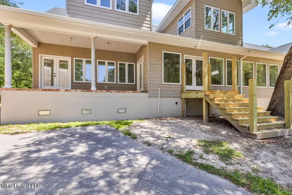$1,900,000 | 24071 Cuevas Delisle Road, Pass Christian, MS 39571
