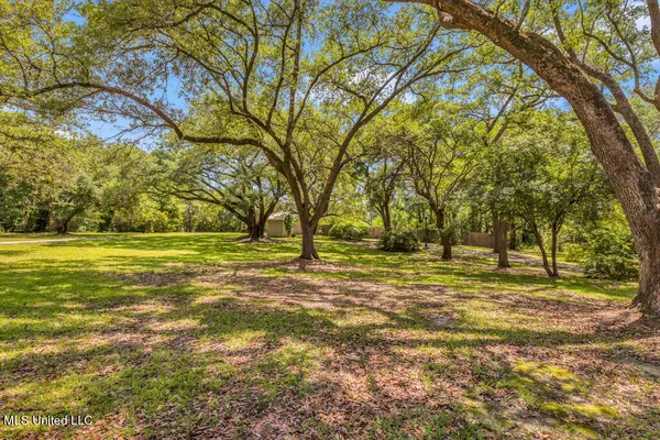 $1,900,000 | 24071 Cuevas Delisle Road, Pass Christian, MS 39571