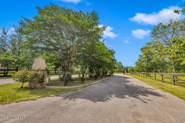 $1,900,000 | 24071 Cuevas Delisle Road, Pass Christian, MS 39571