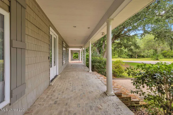 $1,900,000 | 24071 Cuevas Delisle Road, Pass Christian, MS 39571