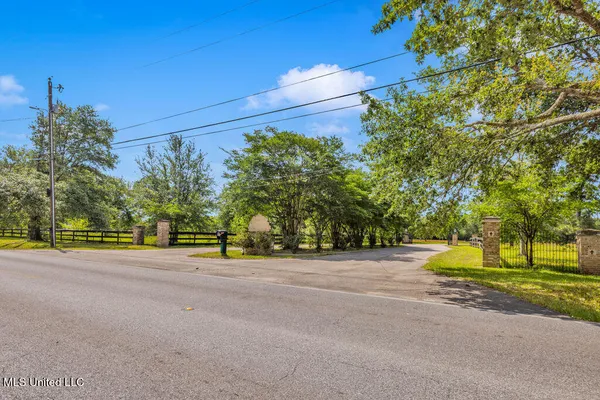 $1,900,000 | 24071 Cuevas Delisle Road, Pass Christian, MS 39571