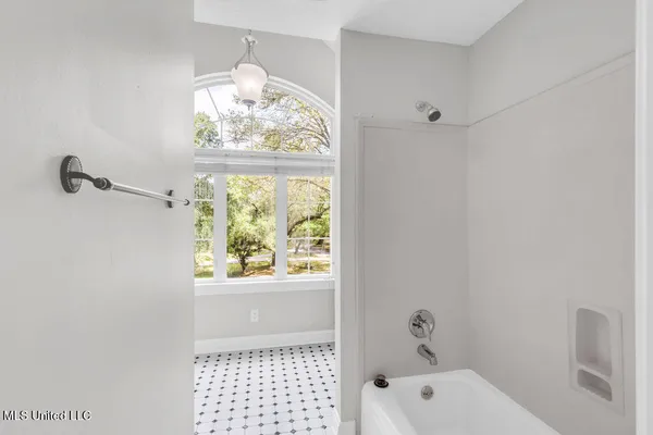 $1,900,000 | 24071 Cuevas Delisle Road, Pass Christian, MS 39571